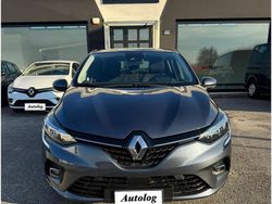 Grigio Usata 2022 Renault Clio V Business Due volumi | 10.500 € (Buon prezzo)