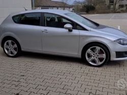 Usata 2009 Seat Leon FR Tre volumi | 8200 € (Molto cara)