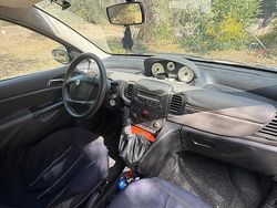 Usata 2005 Lancia Ypsilon Due volumi | 2800 €