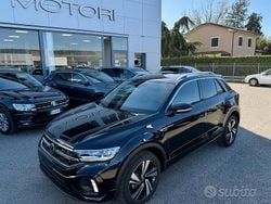 Deep black met Usata 2022 VW T-Roc R-line SUV | 24.500 € (Buon prezzo)