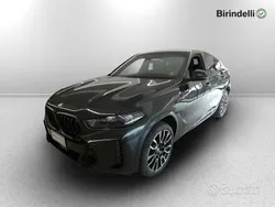 Black sapphire metallizzato Usata 2023 BMW X6 M Sport SUV | 67.500 € (Buon prezzo)