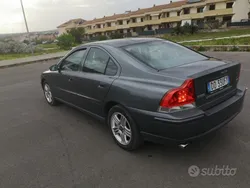 Usata 2006 Volvo S60 Tre volumi | 2500 € (Buon prezzo)