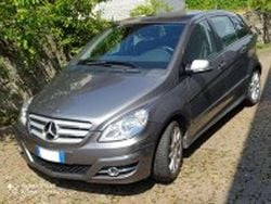 Grigio Usata 2009 Mercedes B180 Monovolume | 3900 € (Buon prezzo)