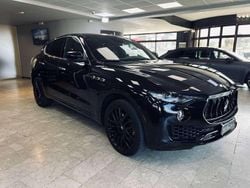 Nero Usata 2018 Maserati Levante SUV | 34.900 € (Buon prezzo)