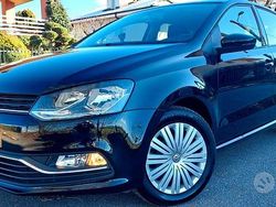 Nero Usata 2014 VW Polo Trendline Tre volumi | 9900 € (Buon prezzo)
