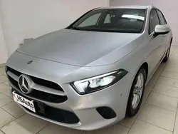 Non presente vedi scheda veico Usata 2020 Mercedes A180 Business Tre volumi | 21.000 € (Ottimo prezzo)