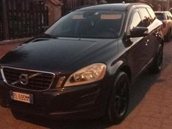 Usata 2011 Volvo XC60 Kinetic SUV | 8500 € (Buon prezzo)
