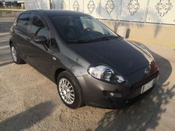 Grigio Usata 2017 Fiat Punto Street Due volumi | 8000 € (Buon prezzo)