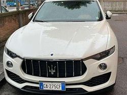 Bianco Usata 2020 Maserati Levante SUV | 49.000 € (Molto cara)