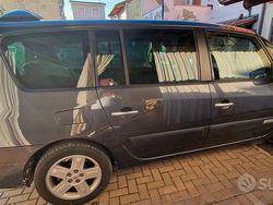 Grigio Usata 2010 Renault Espace Tre volumi | 1800 € (Super prezzo)
