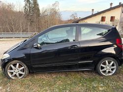 Nero Usata 2005 Mercedes A180 Coupé | 500 €