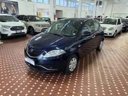 Blu Usata 2016 Lancia Ypsilon Platinum Due volumi | 5900 € (Buon prezzo)