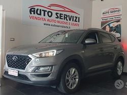 Grigio Usata 2019 Hyundai Tucson SUV | 16.500 € (Buon prezzo)