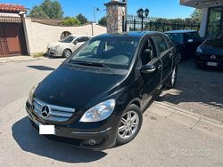 Nero Usata 2006 Mercedes B180 Monovolume | 2500 € (Ottimo prezzo)