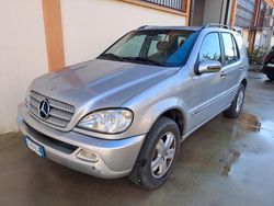 Argento Usata 2004 Mercedes ML270 Edition SUV | 2300 € (Ottimo prezzo)