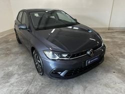 Grigio scuro Usata 2023 VW Polo Life Tre volumi | 19.600 € (Buon prezzo)