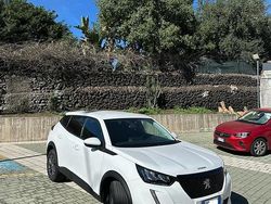 Bianco Usata 2021 Peugeot 2008 SUV | 16.000 € (Buon prezzo)