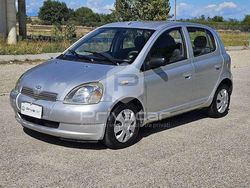 Grigio Usata 2002 Toyota Yaris Sol Tre volumi | 1990 € (Super prezzo)