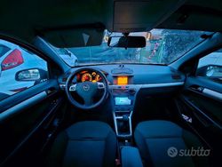 Grigio Usata 2007 Opel Astra Station wagon | 1500 €