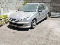 Grigio Usata 2005 Peugeot 206 Tre volumi | 500 € (Ottimo prezzo)
