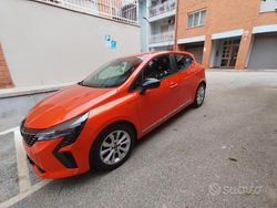 Usata 2024 Renault Clio V Evolution Tre volumi | 14.500 € (Buon prezzo)