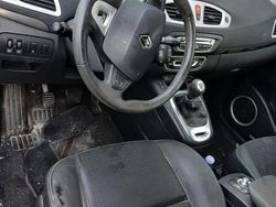 Usata 2007 Renault Scénic II Monovolume | 1500 €