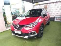 Rosso Usata 2017 Renault Captur Intens SUV | 9300 € (Buon prezzo)