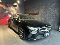 Nero Usata 2022 Mercedes A200 Executive Due volumi | 25.900 € (Buon prezzo)