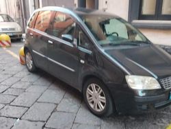 Nero Usata 2009 Fiat Idea Monovolume | 3000 €