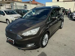Bronzo Usata 2015 Ford Grand C-Max Titanium Monovolume | 8990 € (Super prezzo)