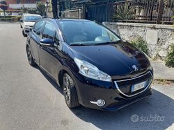 Blu Usata 2015 Peugeot 208 Due volumi | 6200 €