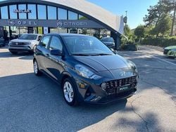 Grigio Usata 2022 Hyundai i10 Due volumi | 11.900 € (Buon prezzo)