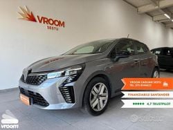 Usata 2024 Renault Clio V Tre volumi | 16.990 € (Buon prezzo)