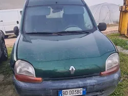 Verde Usata 1999 Renault Kangoo Monovolume | 900 € (Buon prezzo)