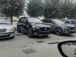 Nero Usata 2024 MG ZS Luxury Tre volumi | 16.500 € (Buon prezzo)