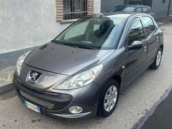 Grigio Usata 2009 Peugeot 206 Tre volumi | 3800 € (Buon prezzo)