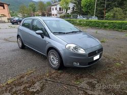 Grigio Usata 2006 Fiat Grande Punto Due volumi | 2999 € (Molto cara)