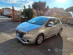 Grigio Usata 2012 Peugeot 208 Due volumi | 4999 € (Buon prezzo)