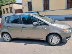Grigio Usata 2010 Mitsubishi Colt Tre volumi | 3400 € (Ottimo prezzo)