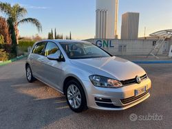 Grigio Usata 2015 VW Golf VII Highline Tre volumi | 9300 € (Super prezzo)