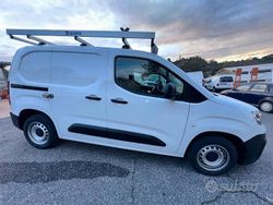 Bianco Usata 2023 Fiat Doblò Monovolume | 17.890 € (Ottimo prezzo)
