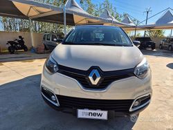 Beige Usata 2016 Renault Captur Intens SUV | 6999 € (Super prezzo)