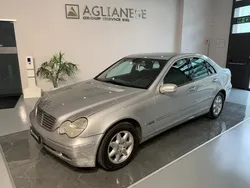 Argento Usata 2002 Mercedes C220 Elegance Tre volumi | 1900 € (Buon prezzo)