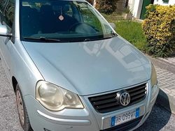 Grigio Usata 2006 VW Polo Tre volumi | 1600 € (Buon prezzo)