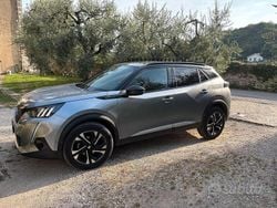 Grigio Usata 2021 Peugeot 2008 GT-line SUV | 17.500 € (Molto cara)