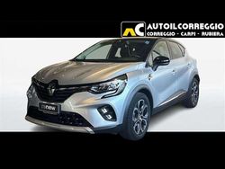 Grigio chiaro Usata 2022 Renault Captur Techno SUV | 19.950 € (Buon prezzo)