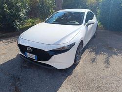 Bianco Usata 2020 Mazda 3 Exceed Tre volumi | 20.000 €