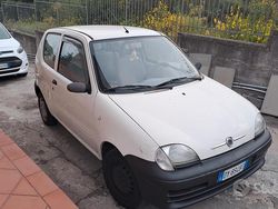 Bianco Usata 2009 Fiat 600 Tre volumi | 2300 € (Buon prezzo)