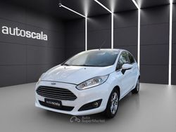 Bianco(met.) Usata 2016 Ford Fiesta Titanium Due volumi | 7990 € (Buon prezzo)