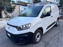 Bianco Usata 2023 Fiat Doblò Monovolume | 17.890 € (Ottimo prezzo)